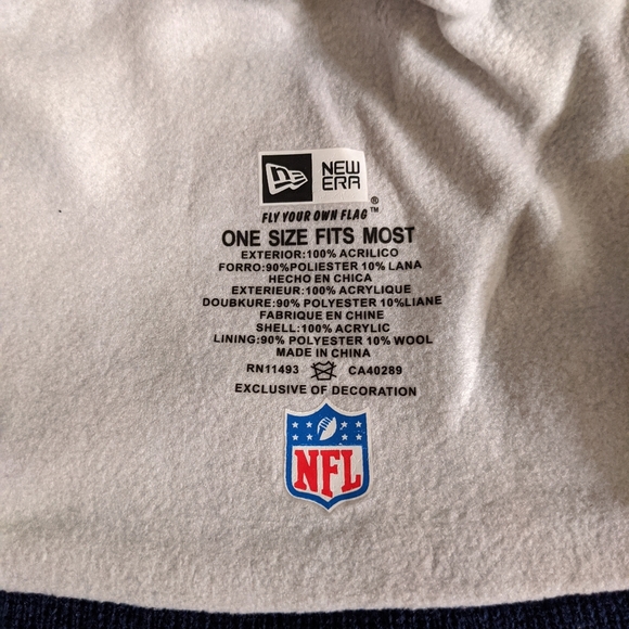 Seattle Seahawks Knit Beanie with Pom Pom - NFL - Picture 6 of 6